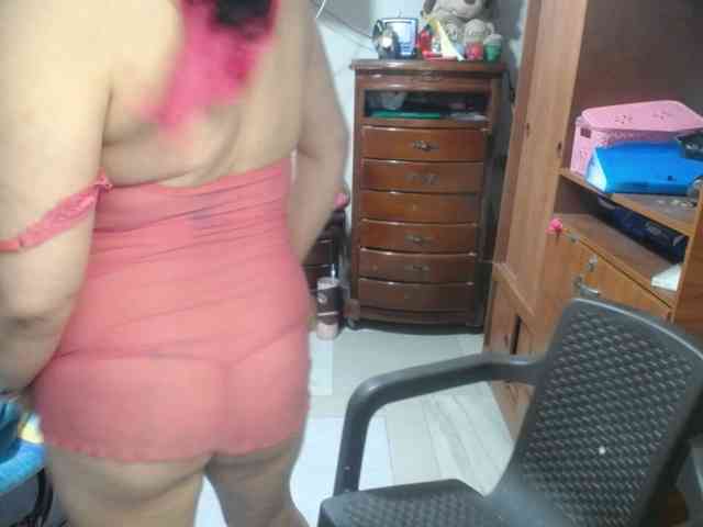 jazmin-mature webcam