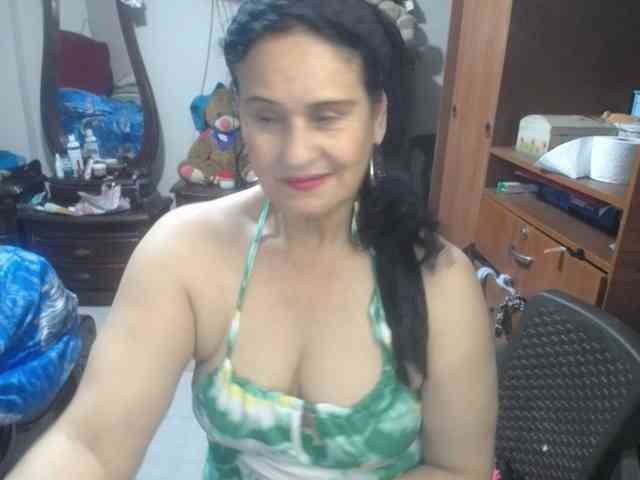 jazmin-mature webcam