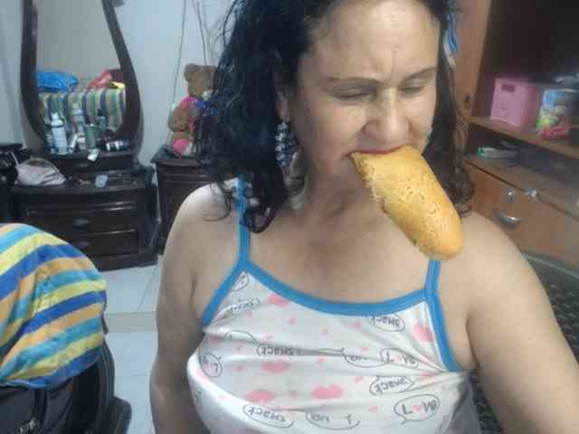 jazmin-mature webcam