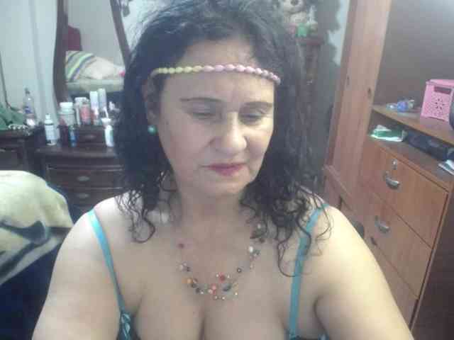 jazmin-mature webcam