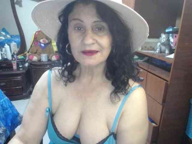 jazmin-mature webcam