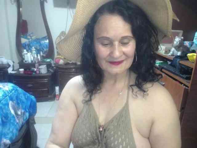 jazmin-mature webcam