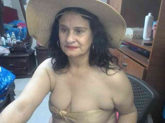 jazmin-mature webcam
