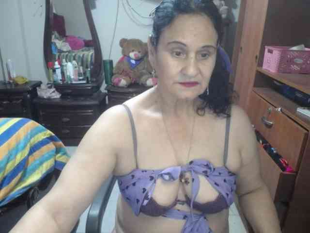 jazmin-mature jazmin-mature