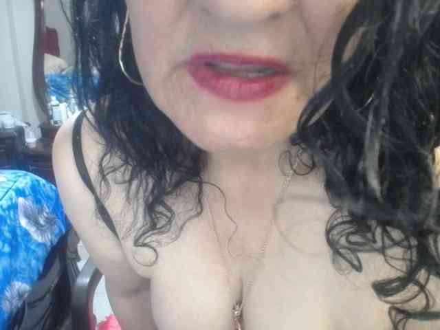 jazmin-mature webcam