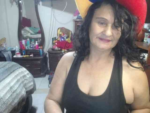 jazmin-mature webcam