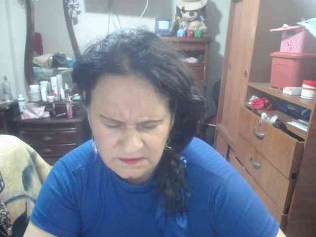 jazmin-mature webcam