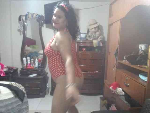 jazmin-mature webcam