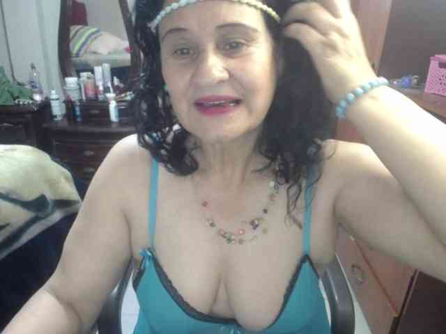 jazmin-mature webcam