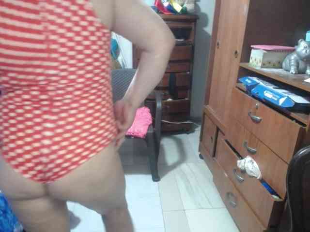 jazmin-mature