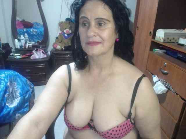 jazmin-mature webcam