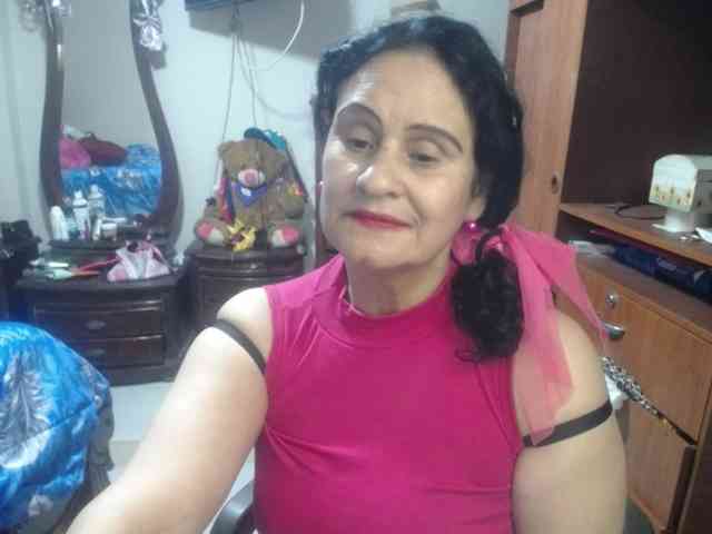 jazmin-mature webcam
