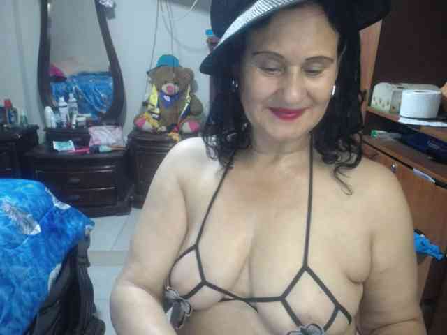 jazmin-mature webcam