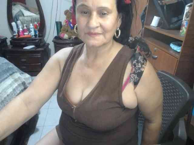 jazmin-mature jazmin-mature