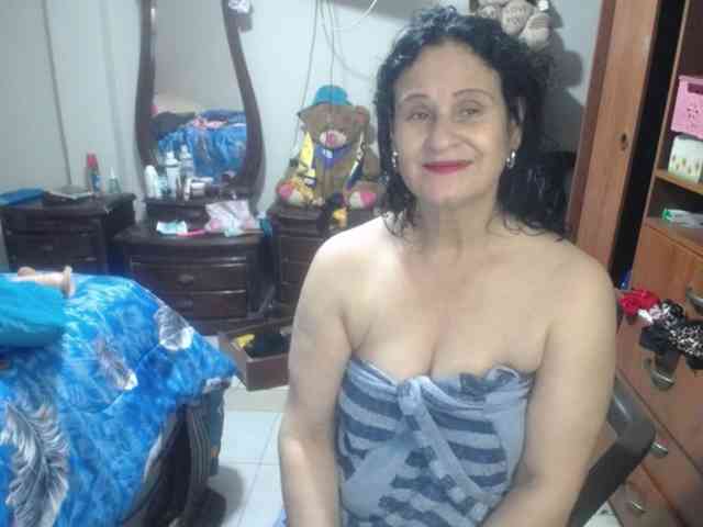 jazmin-mature webcam