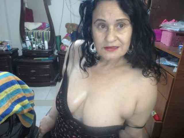 jazmin-mature jazmin-mature