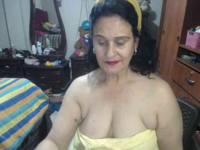 jazmin-mature webcam