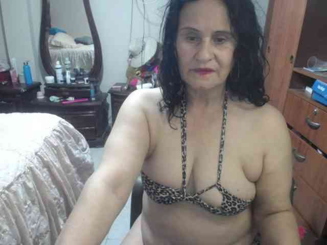 jazmin-mature webcam