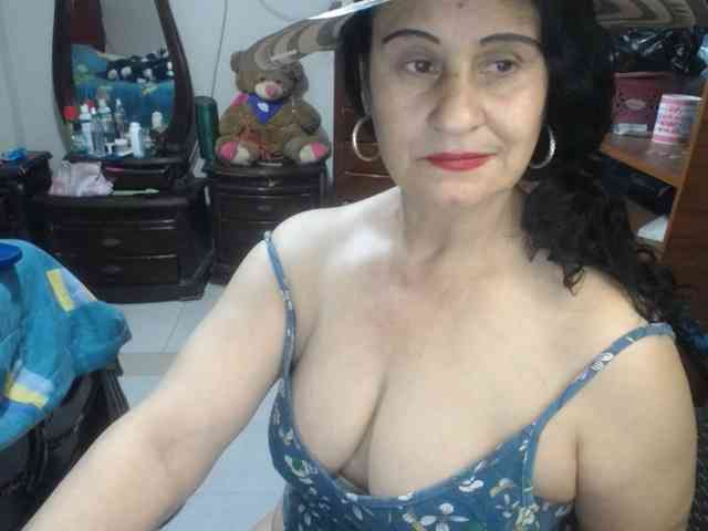 jazmin-mature webcam