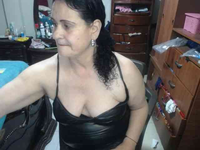 jazmin-mature jazmin-mature