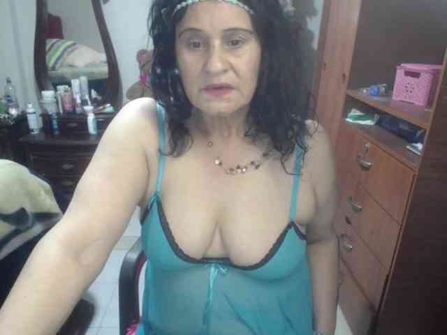 jazmin-mature webcam