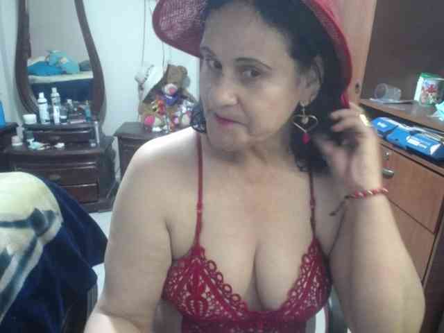 jazmin-mature webcam