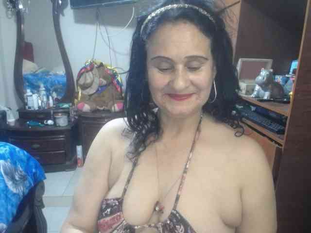 jazmin-mature webcam