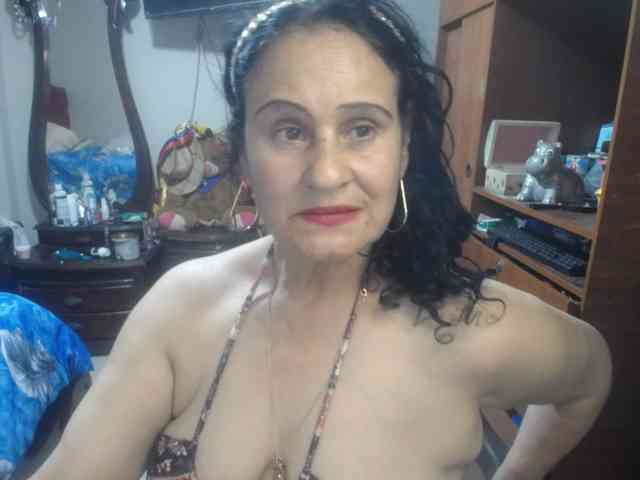 jazmin-mature webcam