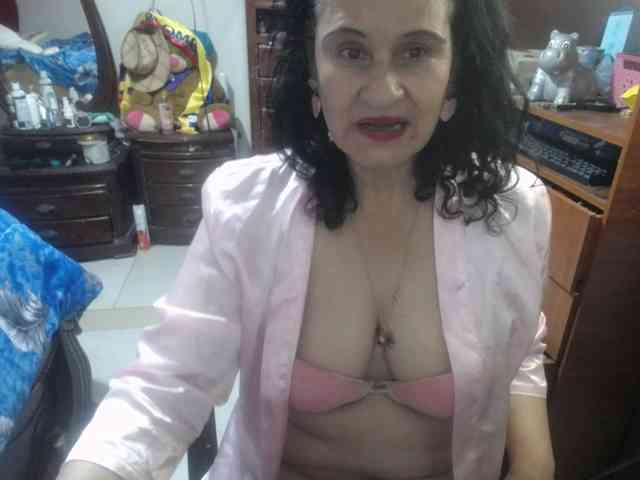 jazmin-mature webcam