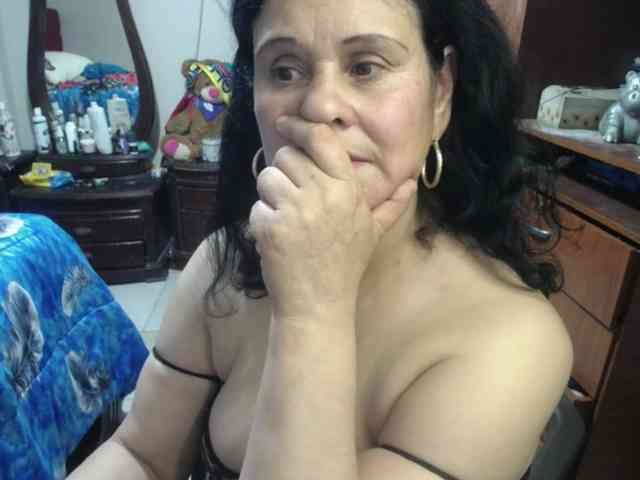 jazmin-mature webcam