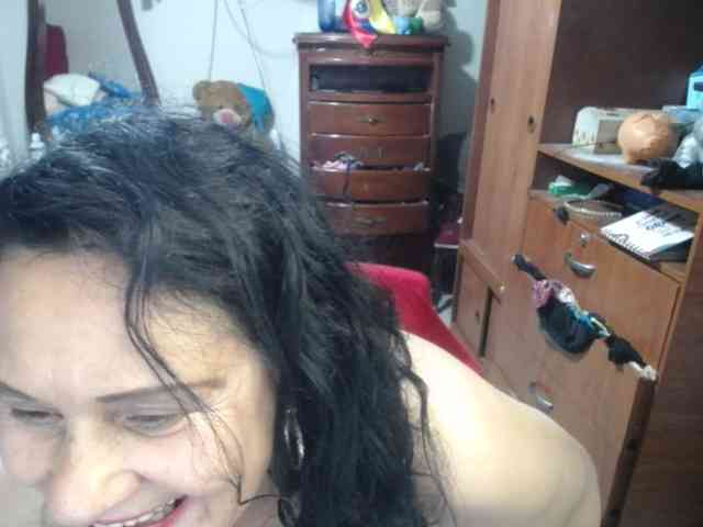 jazmin-mature