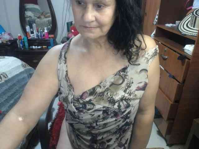 jazmin-mature webcam