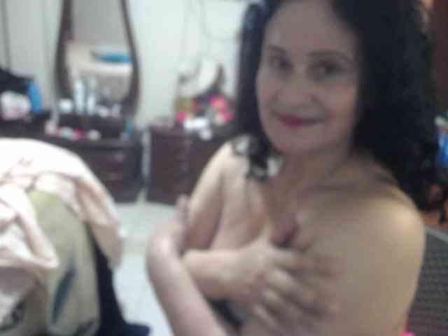 jazmin-mature webcam