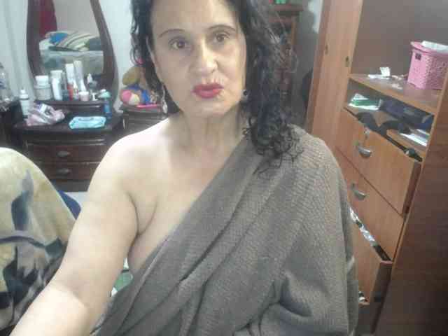 jazmin-mature webcam