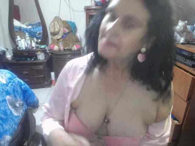 jazmin-mature jazmin-mature