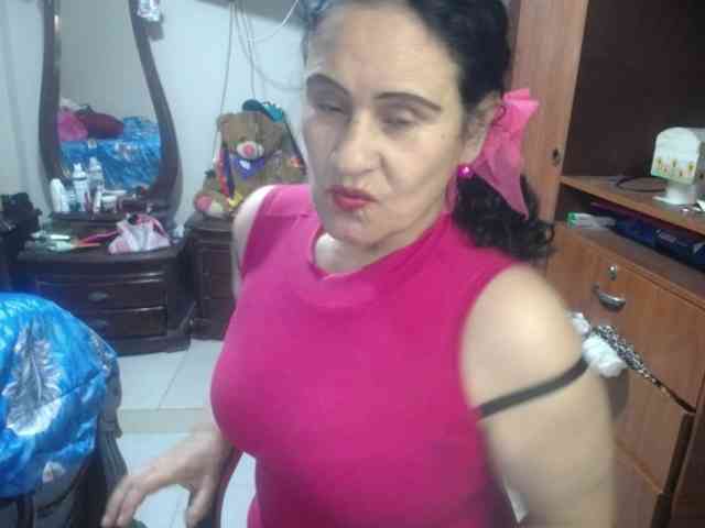 jazmin-mature webcam