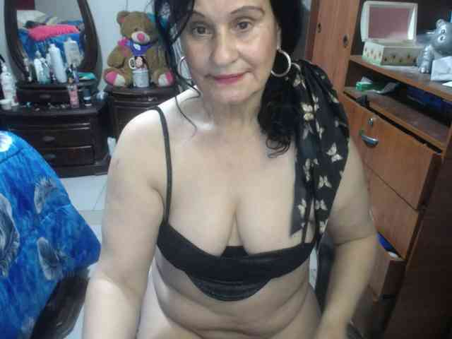 jazmin-mature webcam