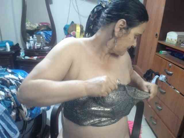 jazmin-mature webcam