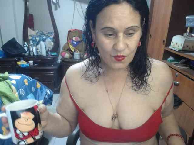 jazmin-mature