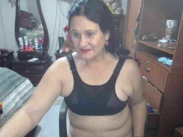 jazmin-mature webcam