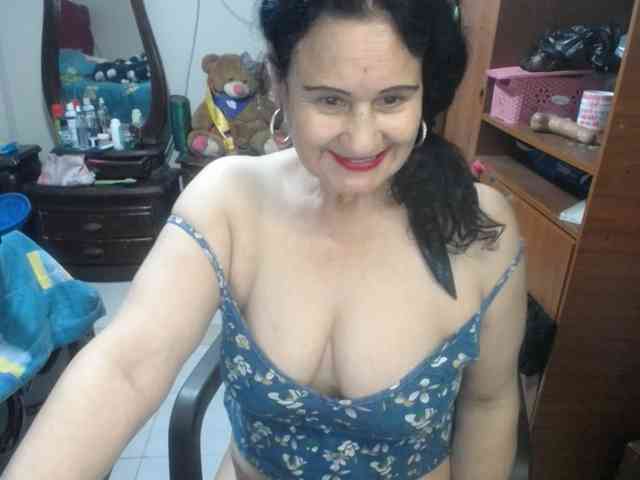 jazmin-mature webcam