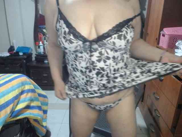 jazmin-mature webcam