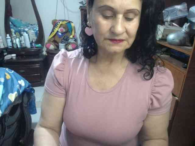 jazmin-mature webcam