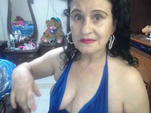 jazmin-mature webcam