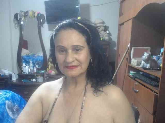 jazmin-mature webcam
