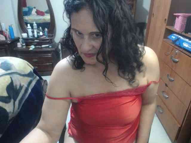 jazmin-mature webcam