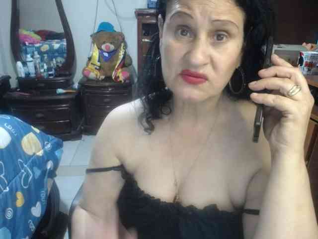 jazmin-mature webcam