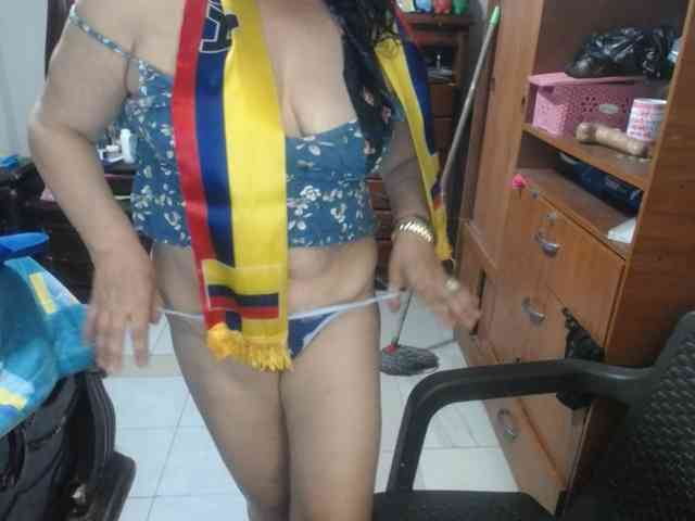 jazmin-mature webcam