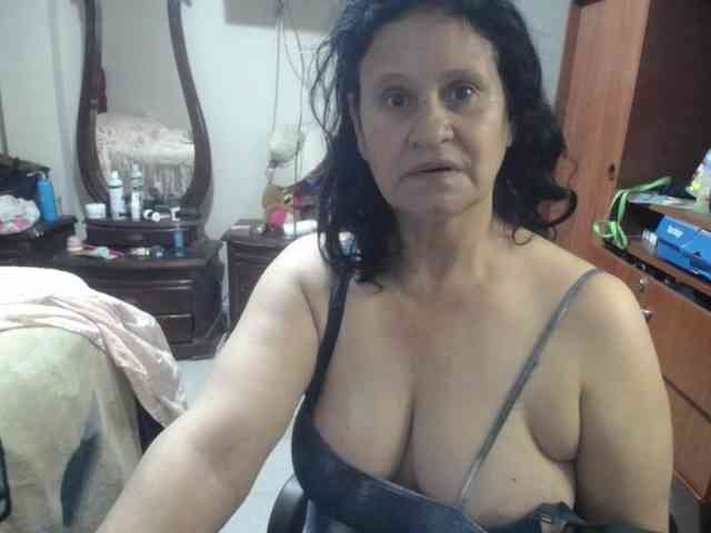 jazmin-mature webcam