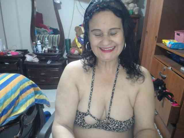 jazmin-mature webcam
